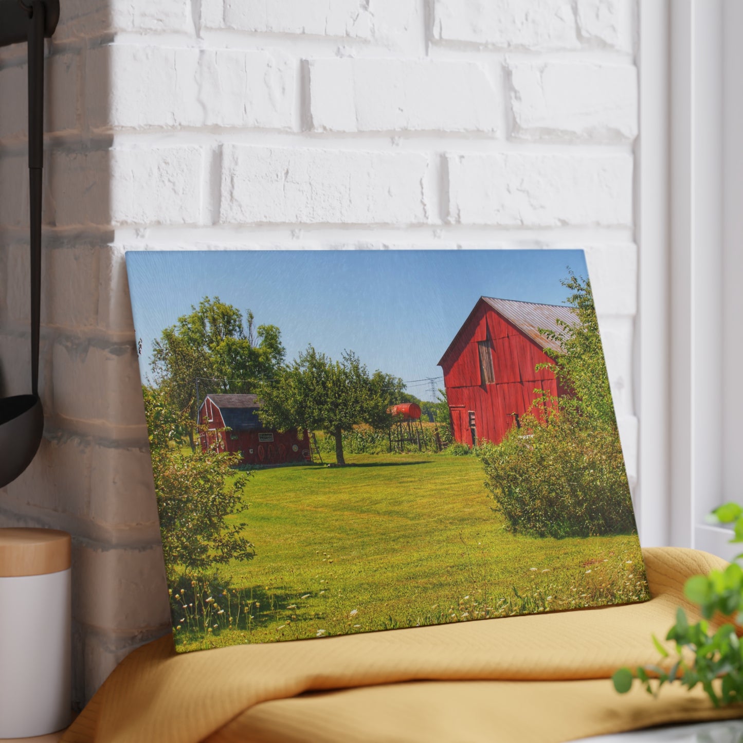 U R There Photography East Farrand Reds Rustic Farmhouse Tempered-Glass Cutting Board