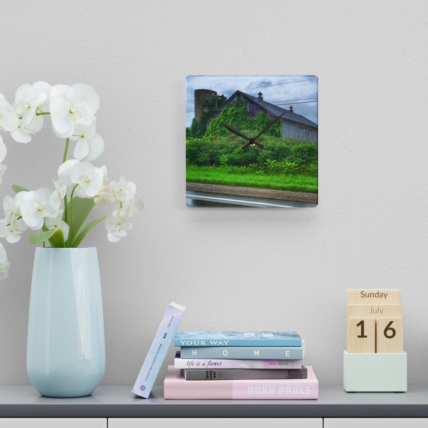 U R There Photography Metamora M-24 White Rustic Farmhouse Acrylic Analog Wall Clock