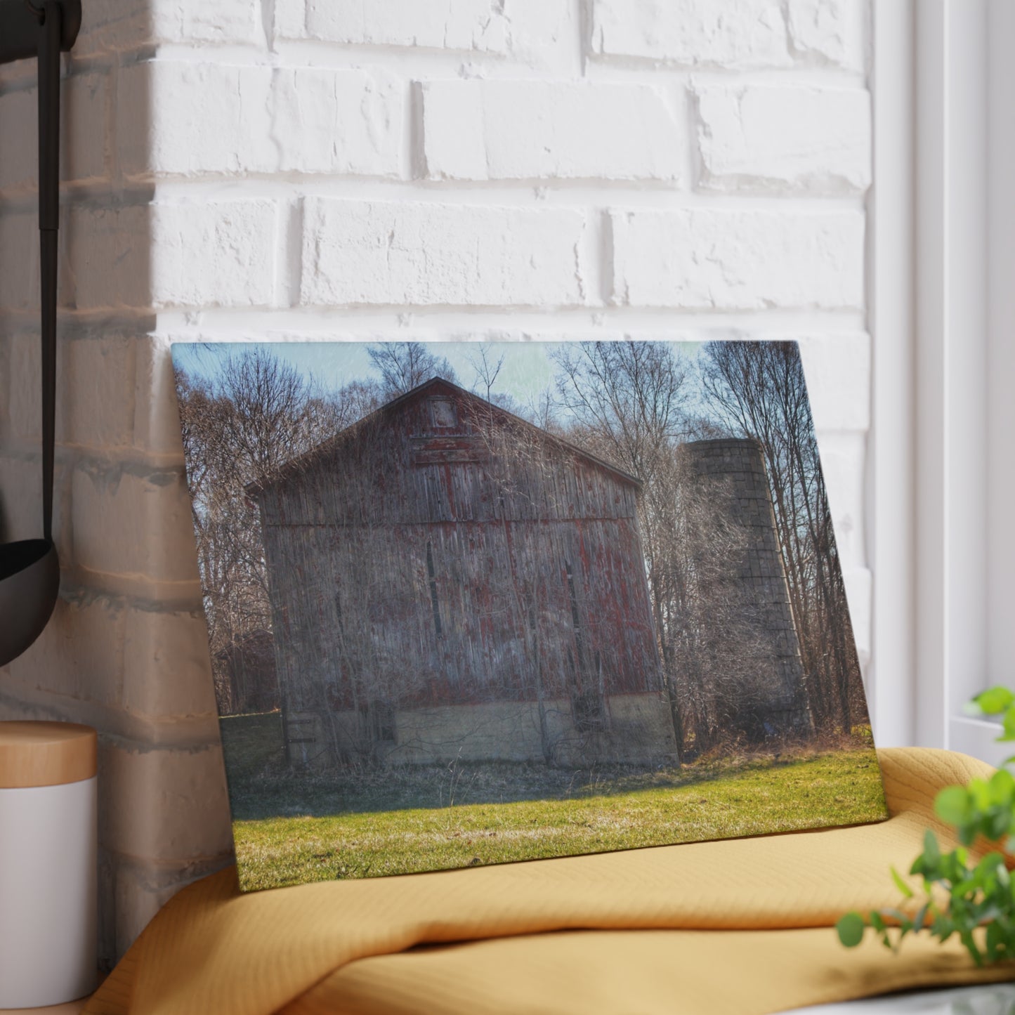 U R There Photography M-15 Red Rustic Farmhouse Tempered-Glass Cutting Board