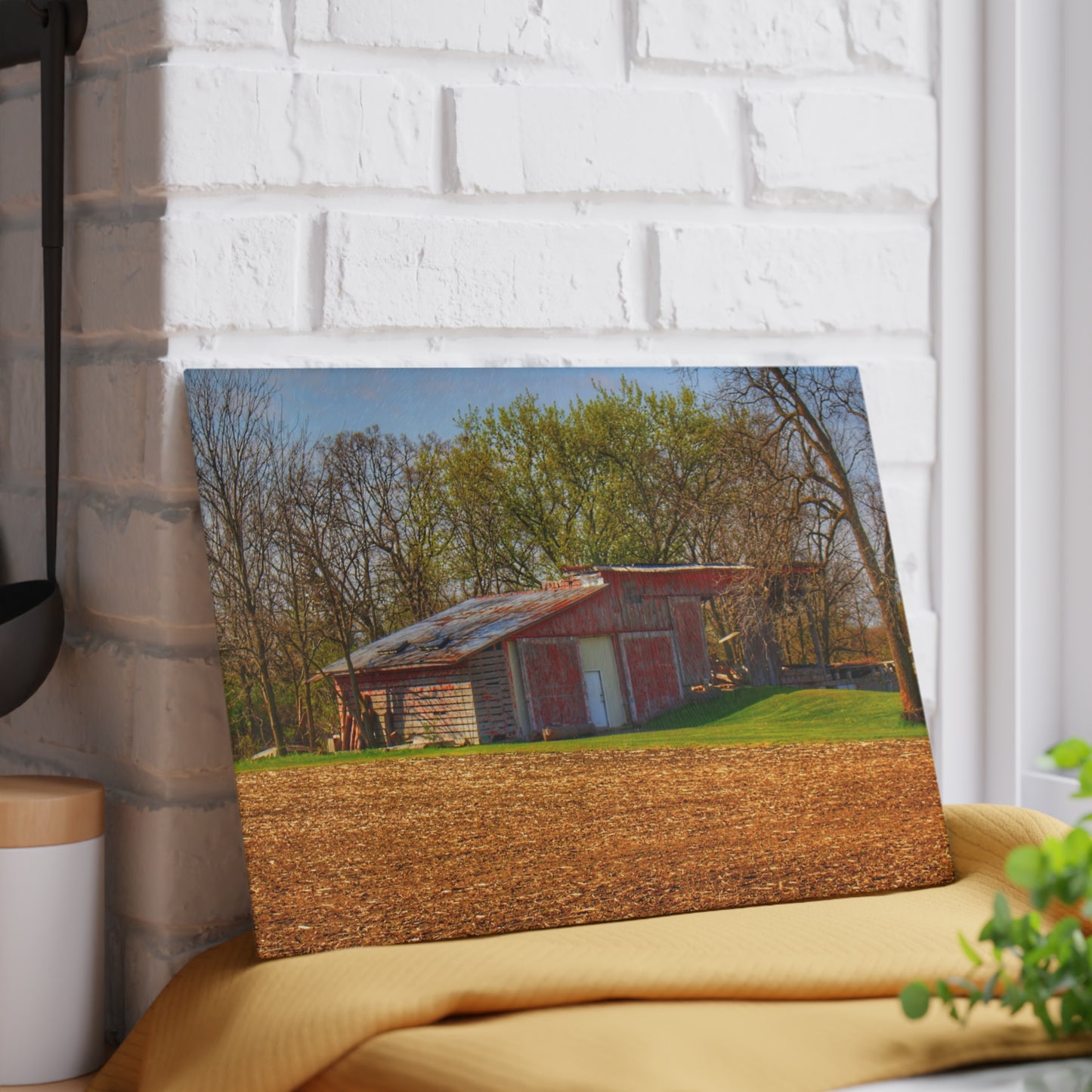 U R There Photography Sohn Roadside Relic Rustic Farmhouse Tempered-Glass Cutting Board