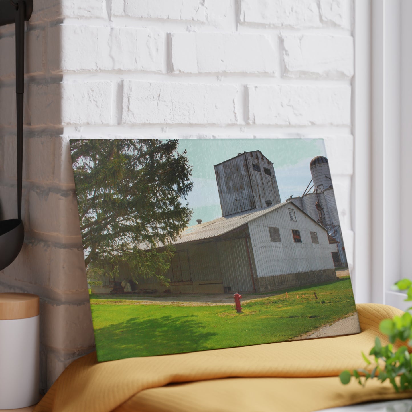 U R There Photography Unionville Grainery Rustic Farmhouse Tempered-Glass Cutting Board