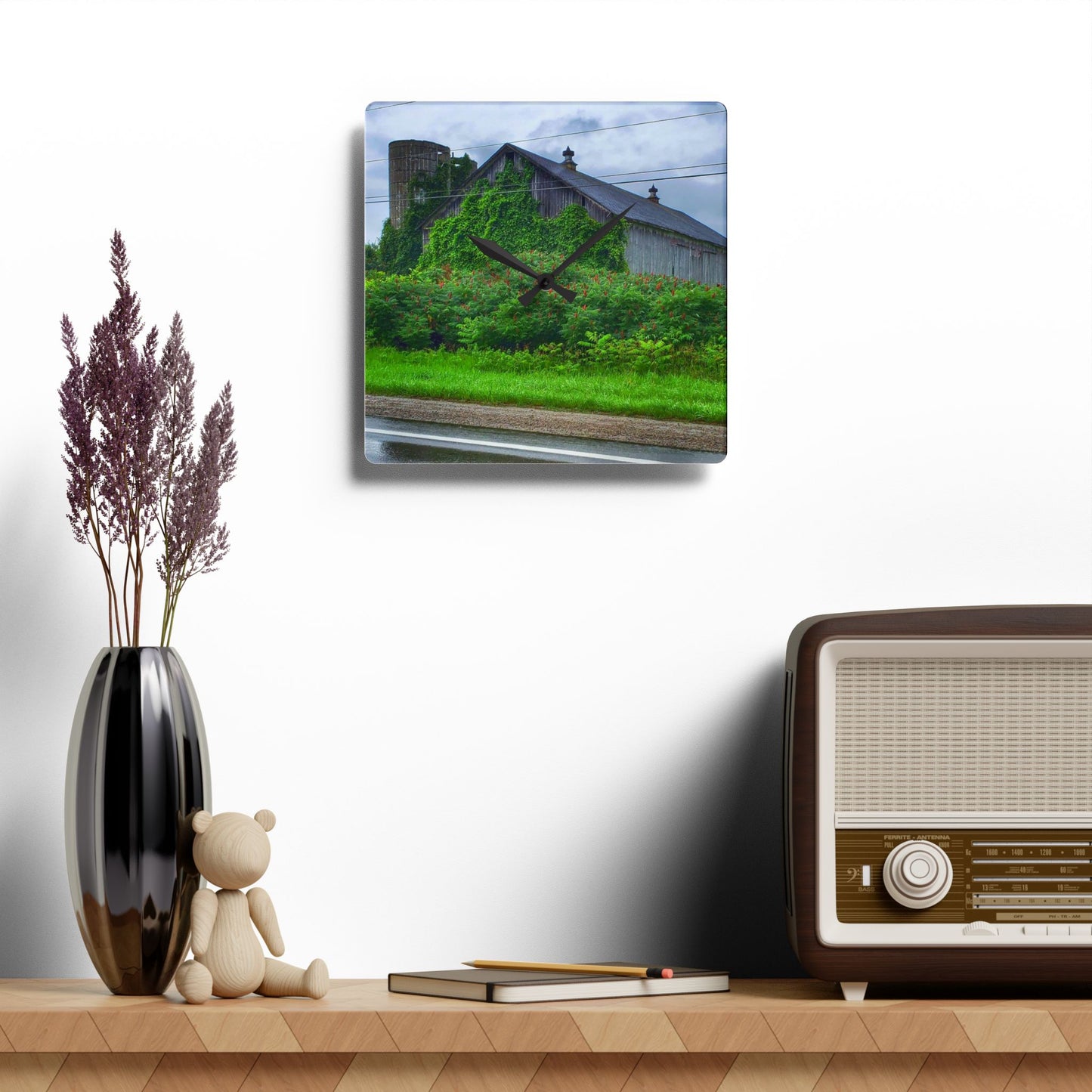 U R There Photography Metamora M-24 White Rustic Farmhouse Acrylic Analog Wall Clock