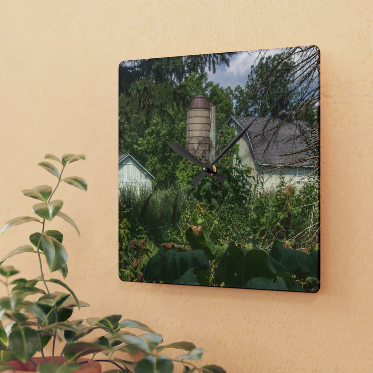 Wall Clocks: Barn Series