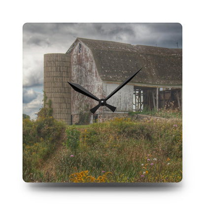 Barn Boutique Rustic Acrylic Analog Wall Clock| Castle Road White