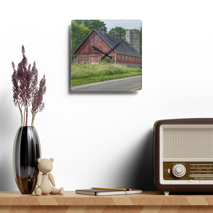 Rustic Farmhouse Wall Clock featuring Metamora Red I