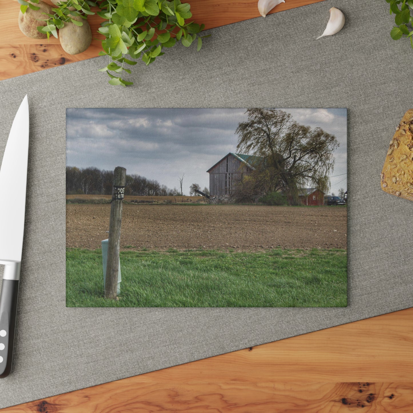 Barn Boutique Rustic Tempered-Glass Cutting Board| Cedar Creek Road Red I