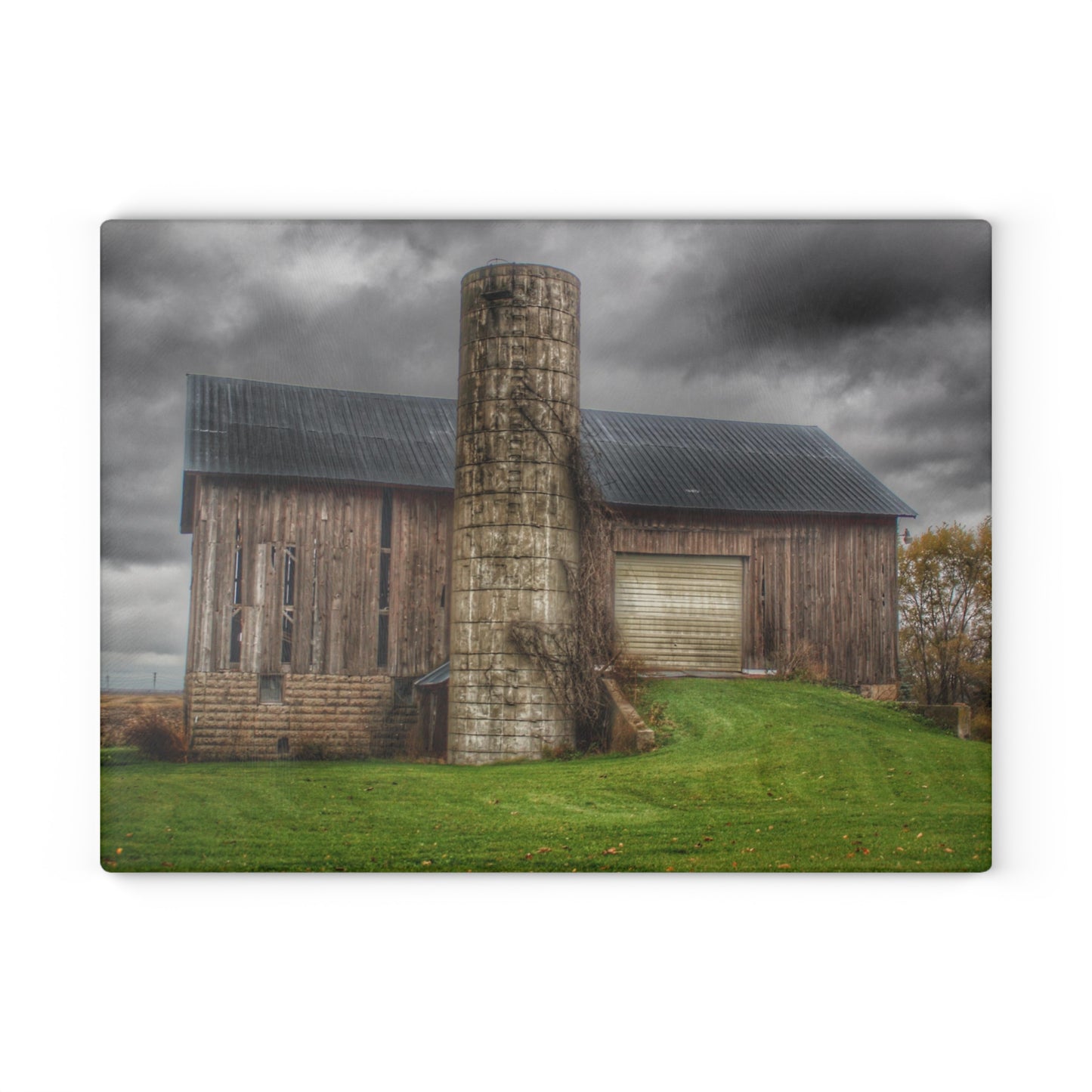 Barn Boutique Rustic Tempered-Glass Cutting Board| Gilford Grey I