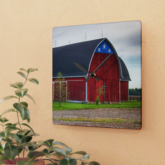 U R There Photography M-24 Star Barn Rustic Farmhouse Acrylic Analog Wall Clock