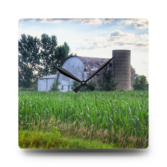 Genesee Road White Rustic Farmhouse Acrylic Analog Wall Clock 10.75'' × 10.75'' (Square)