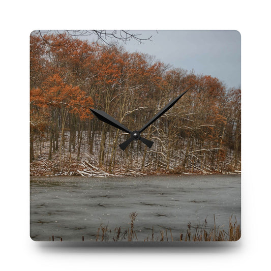 The Freeze of Thornville Rustic Farmhouse Acrylic Analog Wall Clock 10.75'' × 10.75'' (Square)