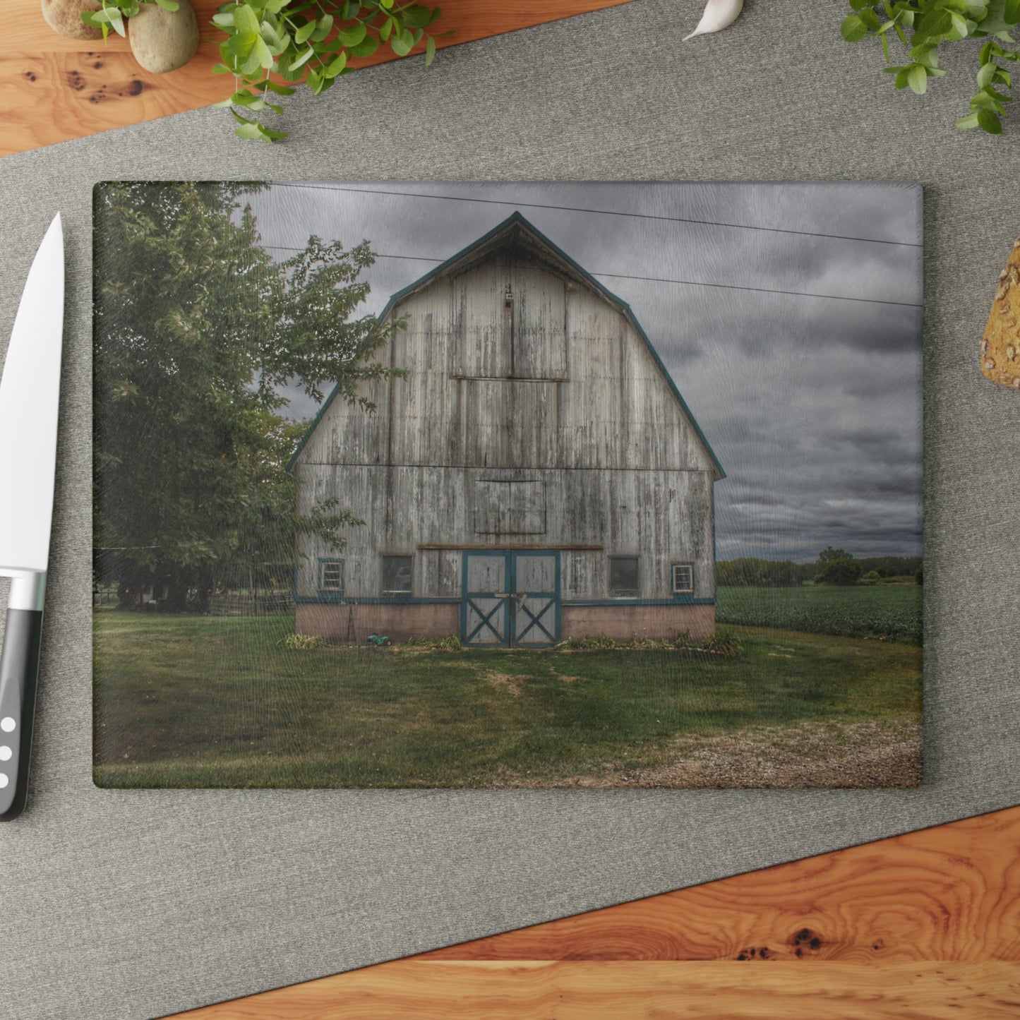 Barn Boutique Rustic Tempered-Glass Cutting Board| Bristol Road White I