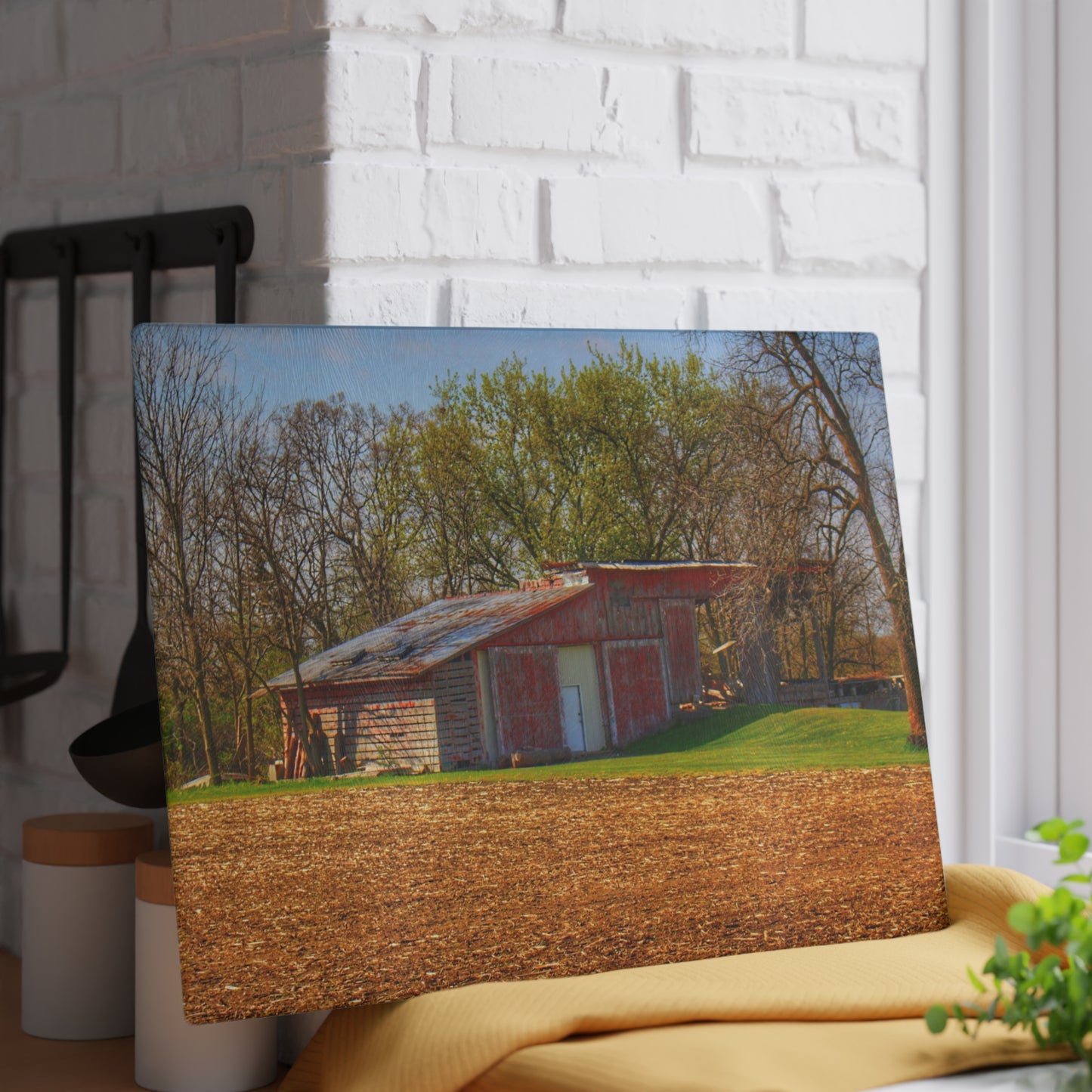 U R There Photography Sohn Roadside Relic Rustic Farmhouse Tempered-Glass Cutting Board