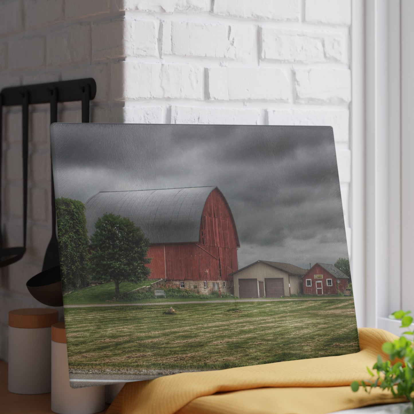 U R There Photography M-24 Country Bench Barn Rustic Farmhouse Tempered-Glass Cutting Board