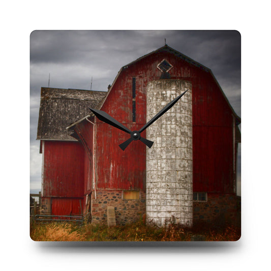 Hurd Corners Red III Rustic Farmhouse Acrylic Analog Wall Clock 10.75'' × 10.75'' (Square)