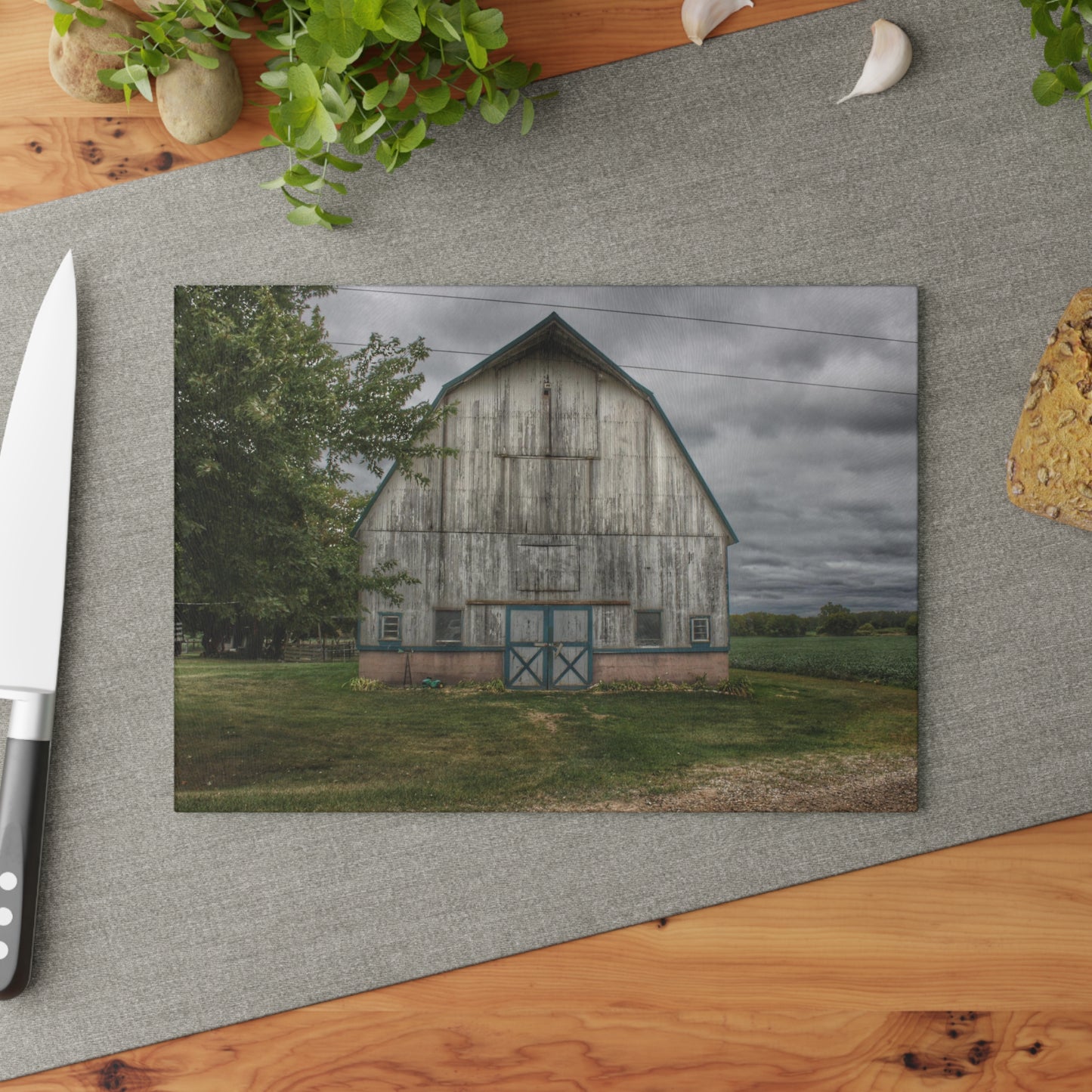 Barn Boutique Rustic Tempered-Glass Cutting Board| Bristol Road White I