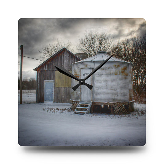 Vassar Silo and Shack Rustic Farmhouse Acrylic Analog Wall Clock 10.75'' × 10.75'' (Square)