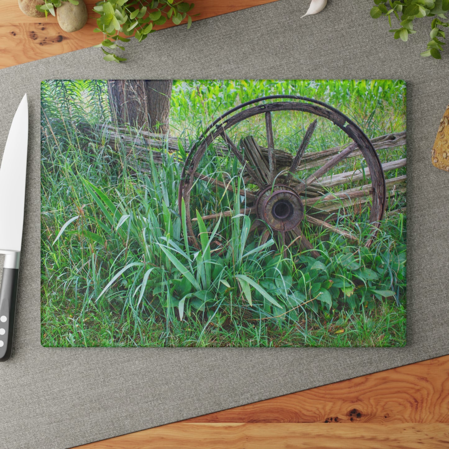 U R There Photography Wagon Wheel Fences Rustic Farmhouse Tempered-Glass Cutting Board