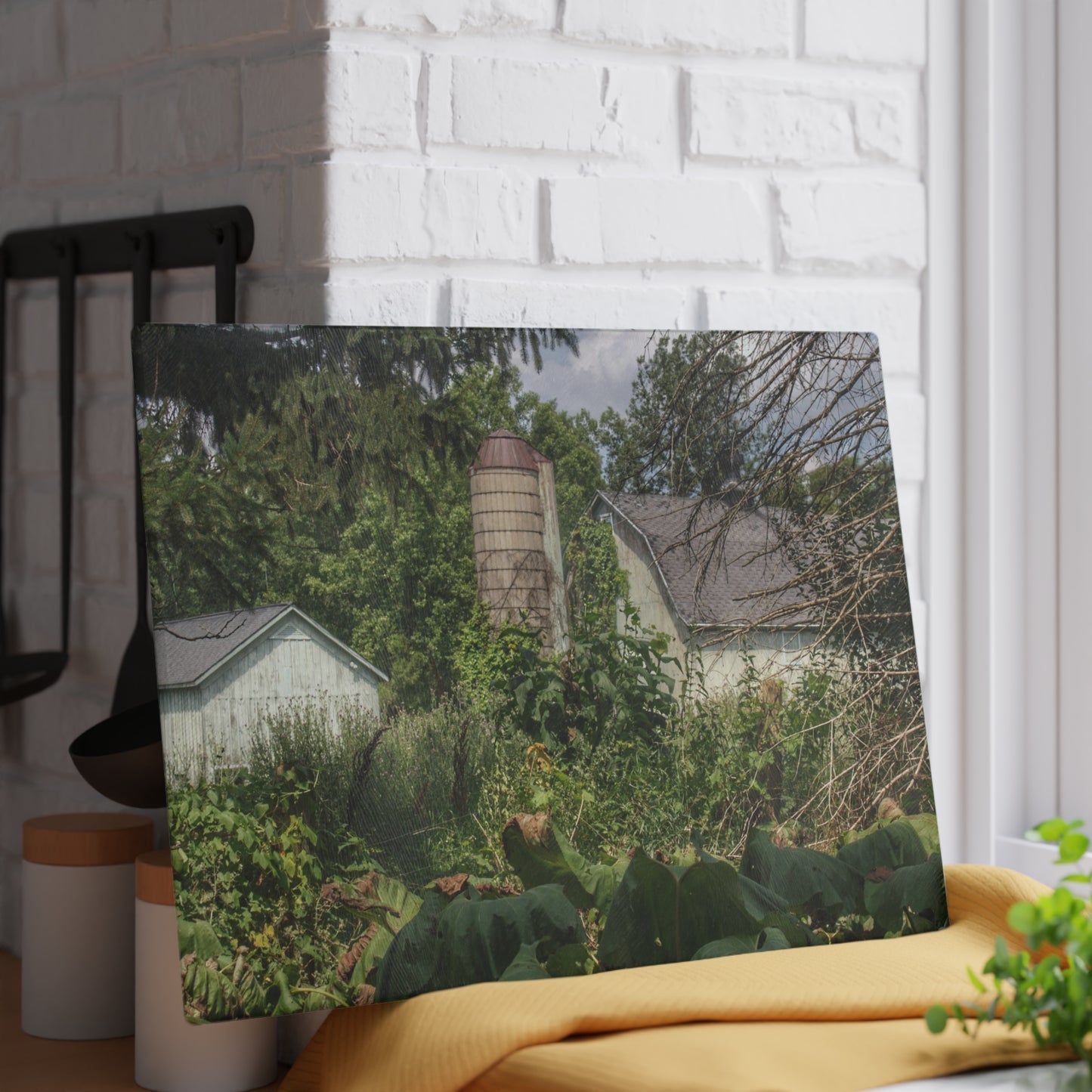 U R There Photography Clark Road Hidden Rustic Farmhouse Tempered-Glass Cutting Board