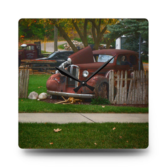 Oak Road Metamora Mechanics Rustic Farmhouse Acrylic Analog Wall Clock 10.75'' × 10.75'' (Square)