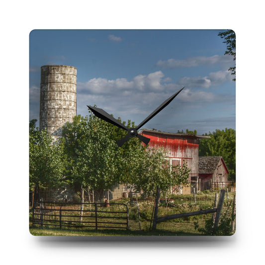 Henderson Road Farm Rustic Farmhouse Acrylic Analog Wall Clock 10.75'' × 10.75'' (Square)