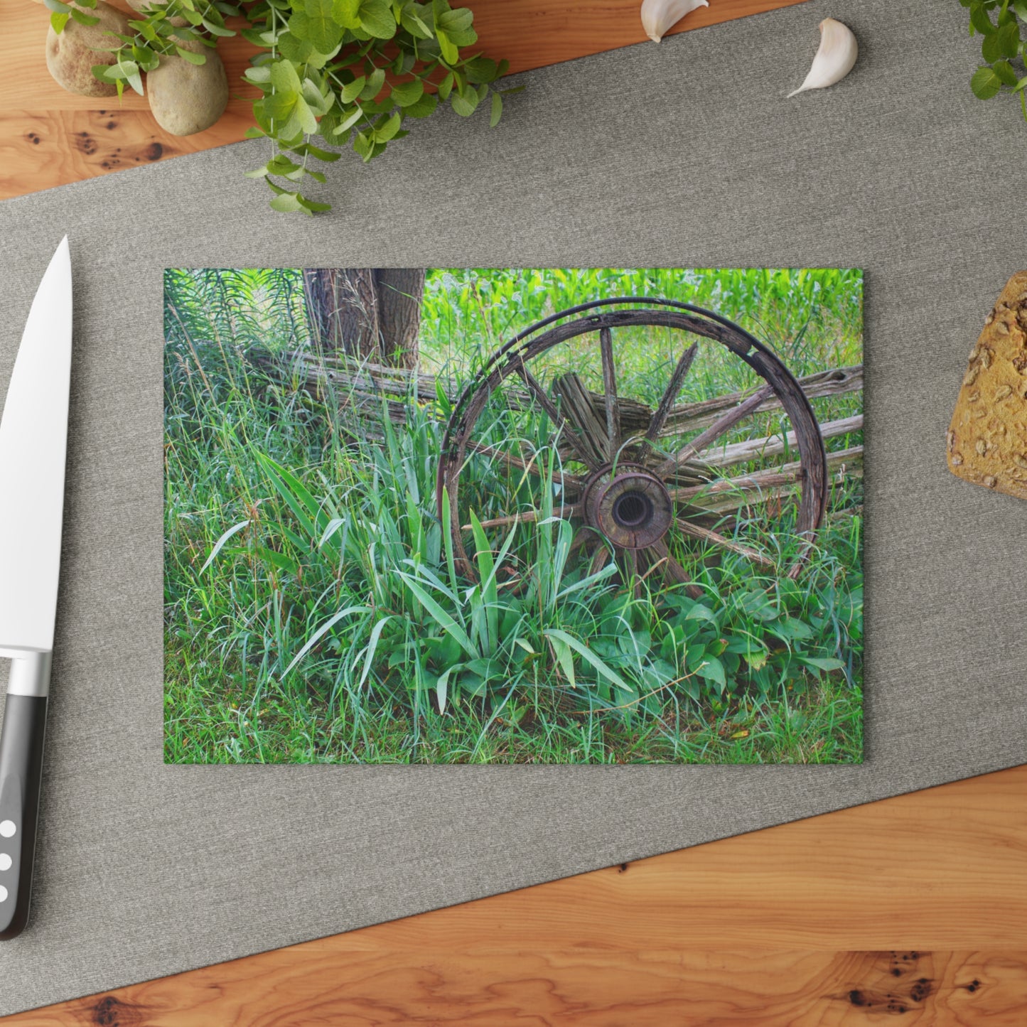 U R There Photography Wagon Wheel Fences Rustic Farmhouse Tempered-Glass Cutting Board