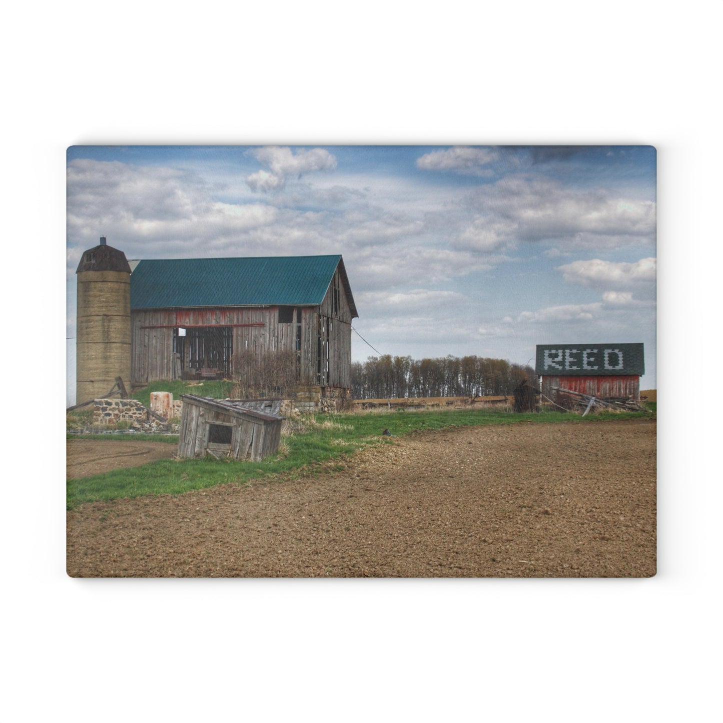 U R There Photography Cedar Creek Road Reds Rustic Farmhouse Tempered-Glass Cutting Board