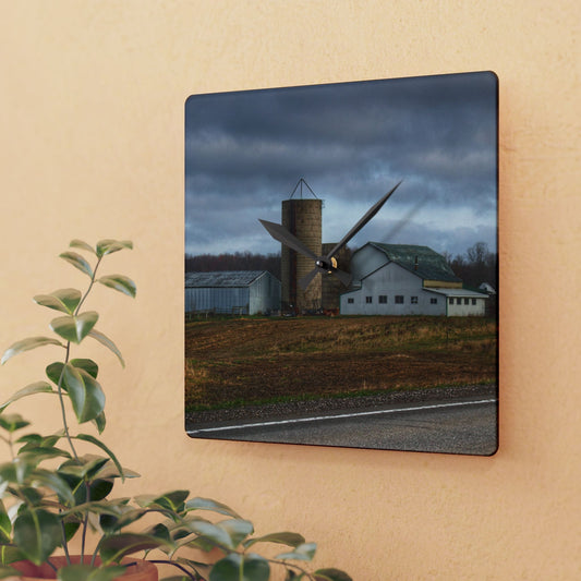 U R There Photography M-24 Whites Rustic Farmhouse Acrylic Analog Wall Clock