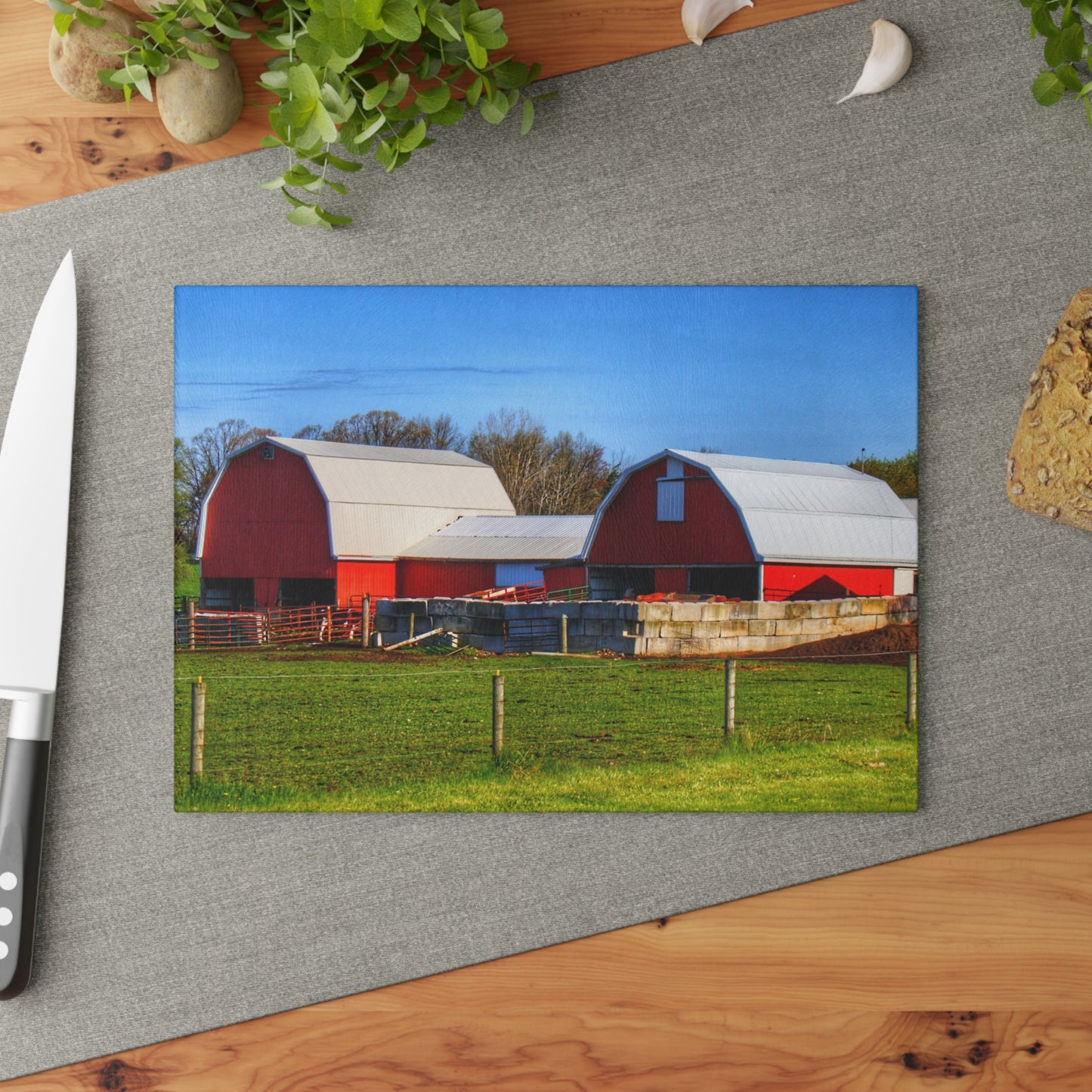 U R There Photography M-15 Reds Rustic Farmhouse Tempered-Glass Cutting Board